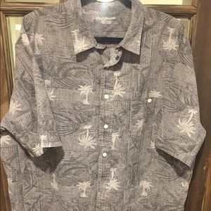 Tropical short sleeved shirts
